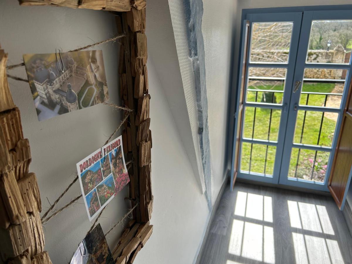 Demeure Du Vallon - Chambres D'Hotes De Charme Azerat Exterior foto